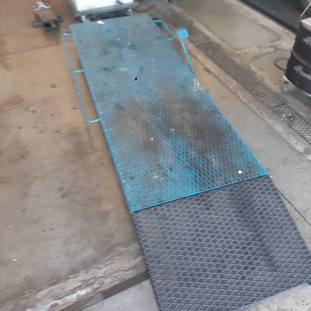 Linea Revisioni Auto e Moto completa