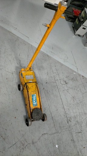 Crick 1500Kg Bull Oleopneumatico